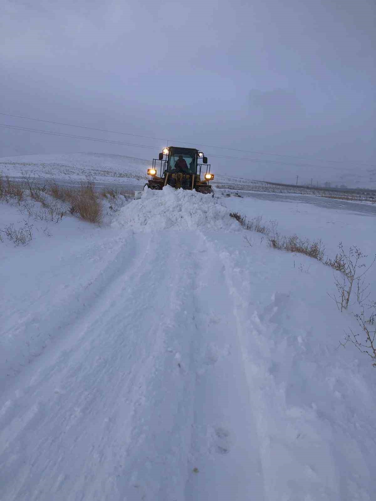 Niğde’deki kapalı köy yolları ulaşıma açıldı