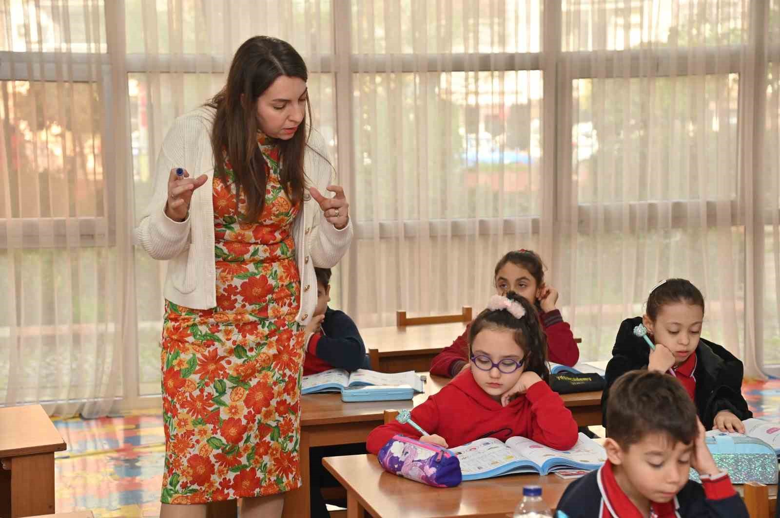 Manisa’da kültür sanat kursları hız kesmeden devam ediyor