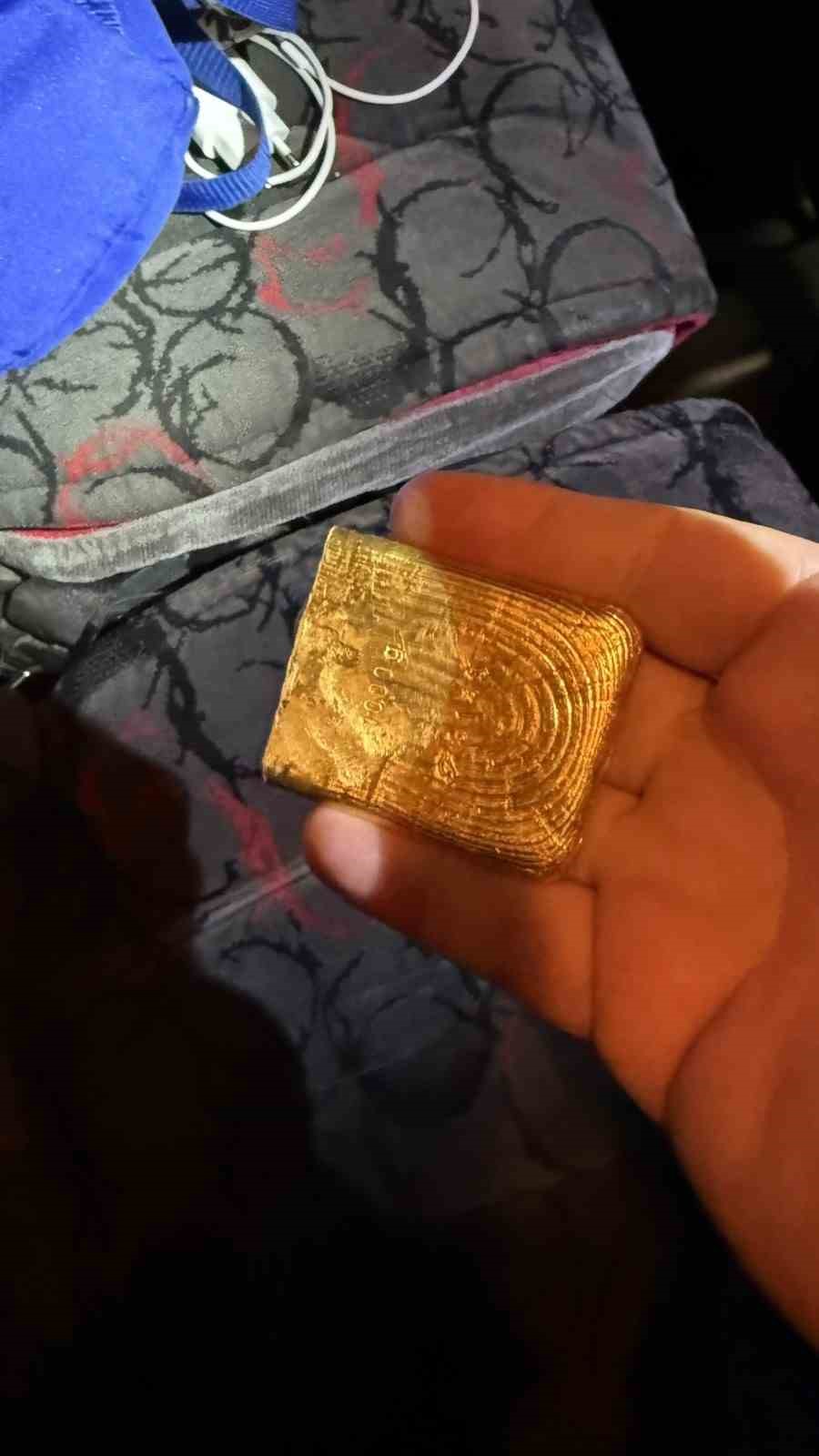 Kaju paketinde 50 bin Euro değerinde altın yakalandı