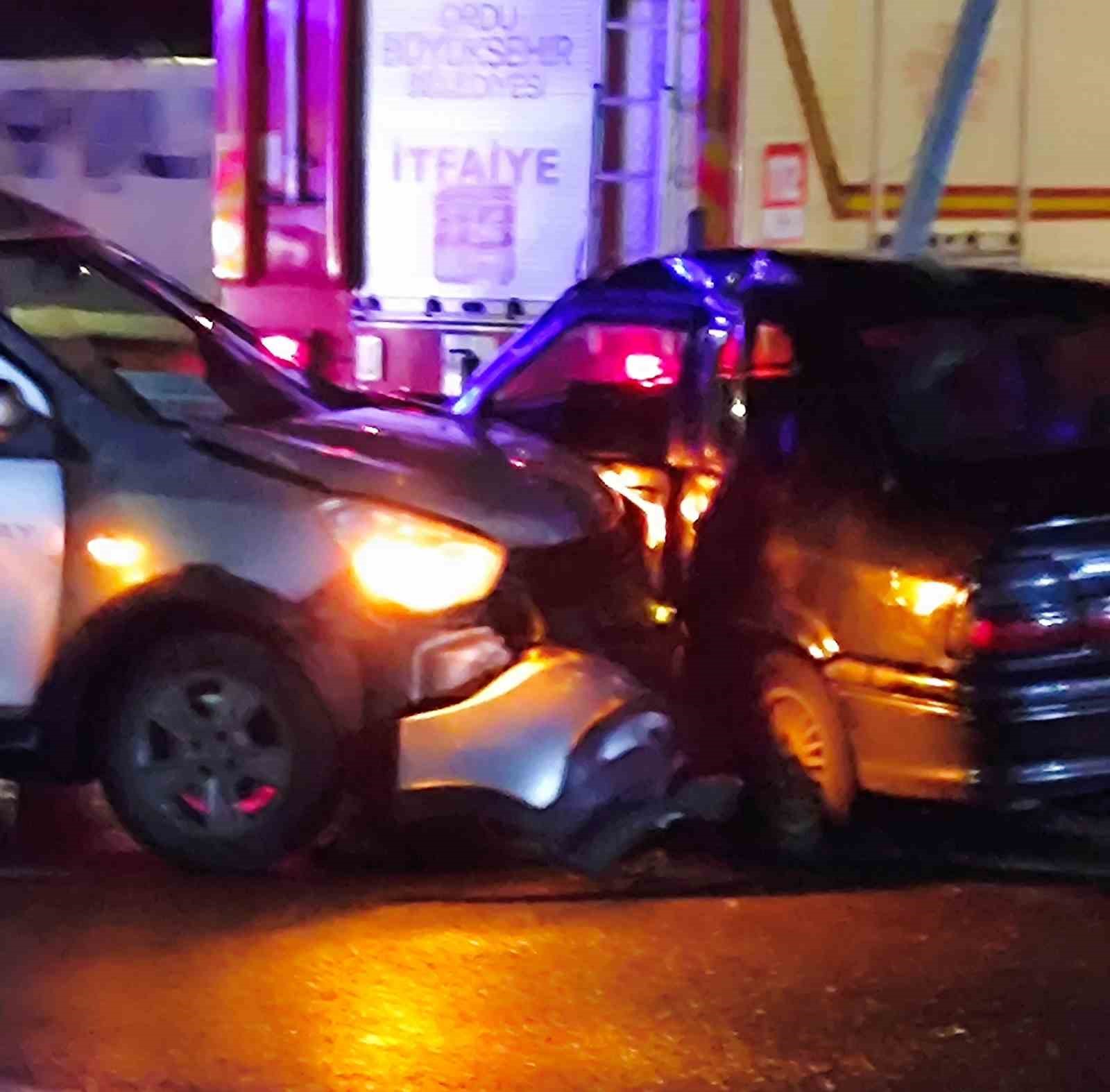 Ordu’da iki araç çarpıştı: 2 yaralı