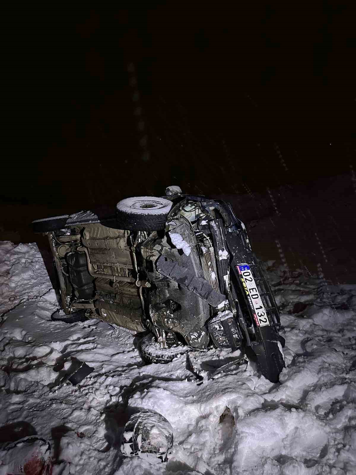 Malatya’da otomobil şarampole yuvarlandı: 1 yaralı