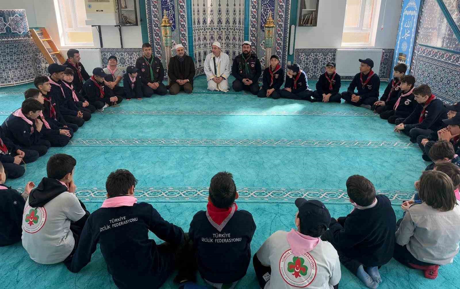 Simav’da diyanet izcileri Kütahya’da kış kampına katıldı