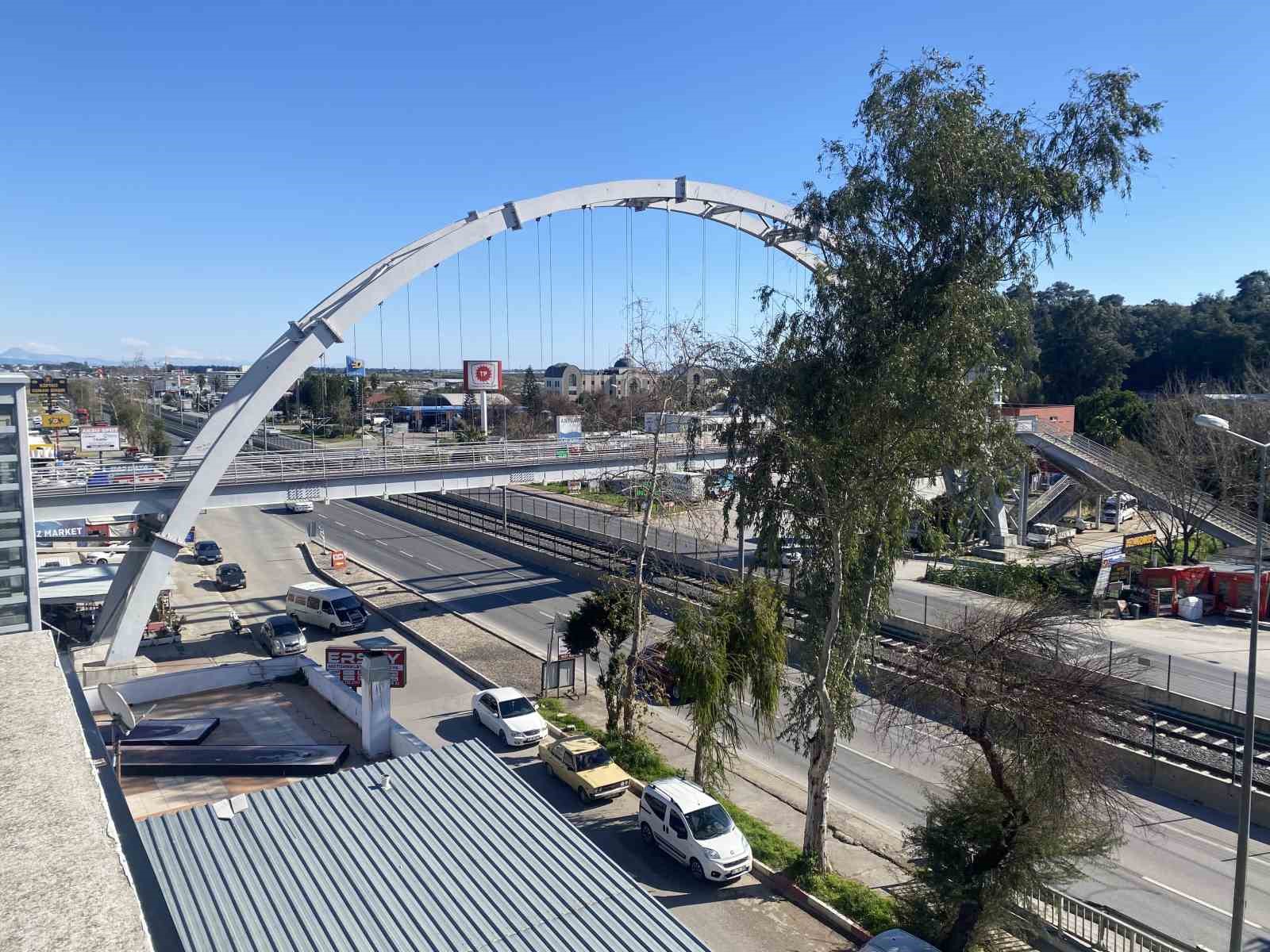 Aksu’nun nüfusu 2 bin 210 kişi arttı