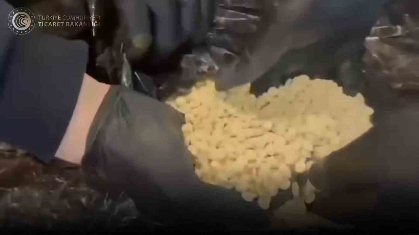 Şırnak&rsquo;ta 631 milyon lira değerinde 370 kilogram uyuşturucu ele ge&ccedil;irildi
