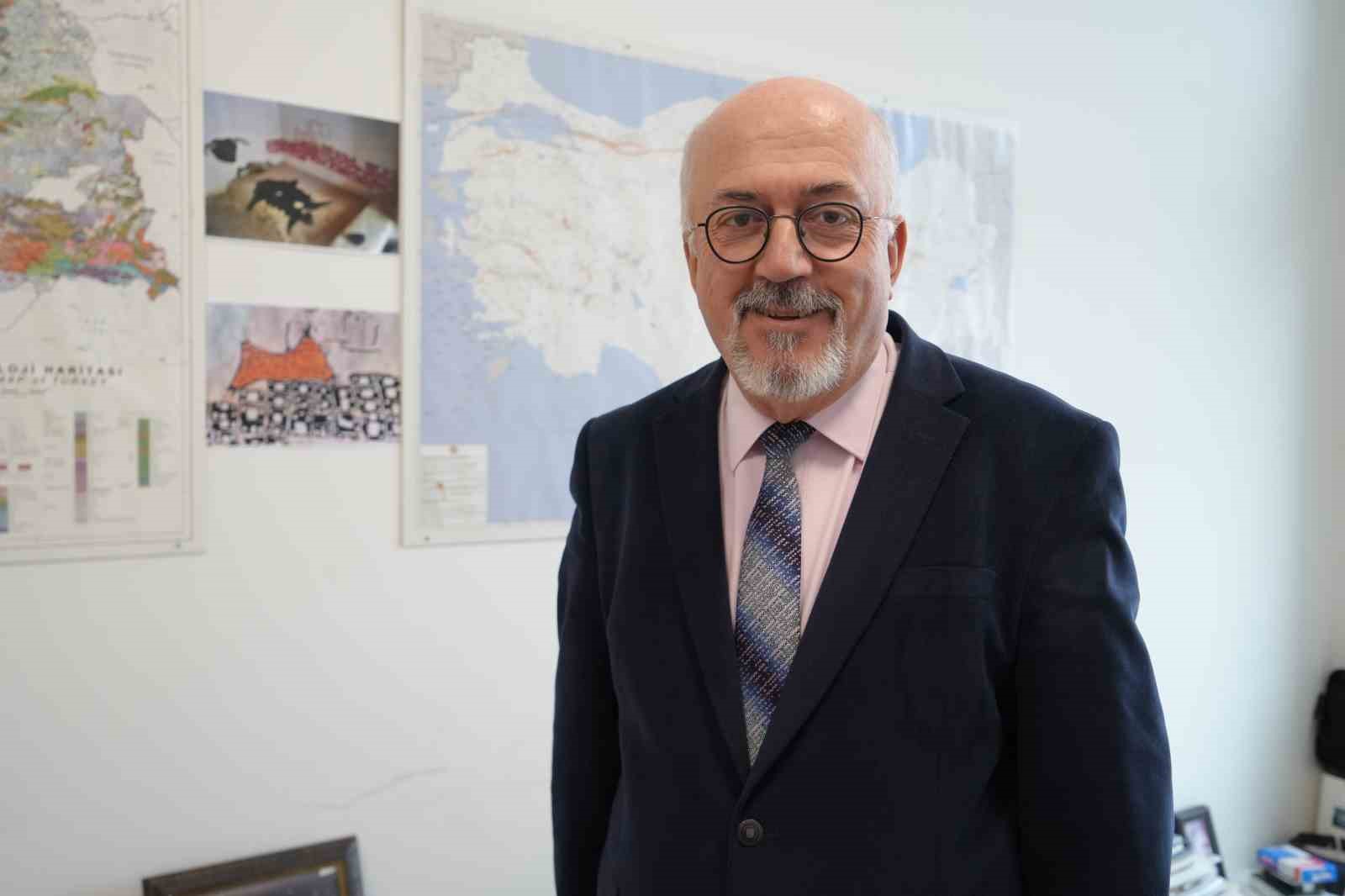 Prof. Dr. Şener: &quot;Hasan Dağı’nda volkanik patlama riski yakın gelecekte görünmüyor&quot;