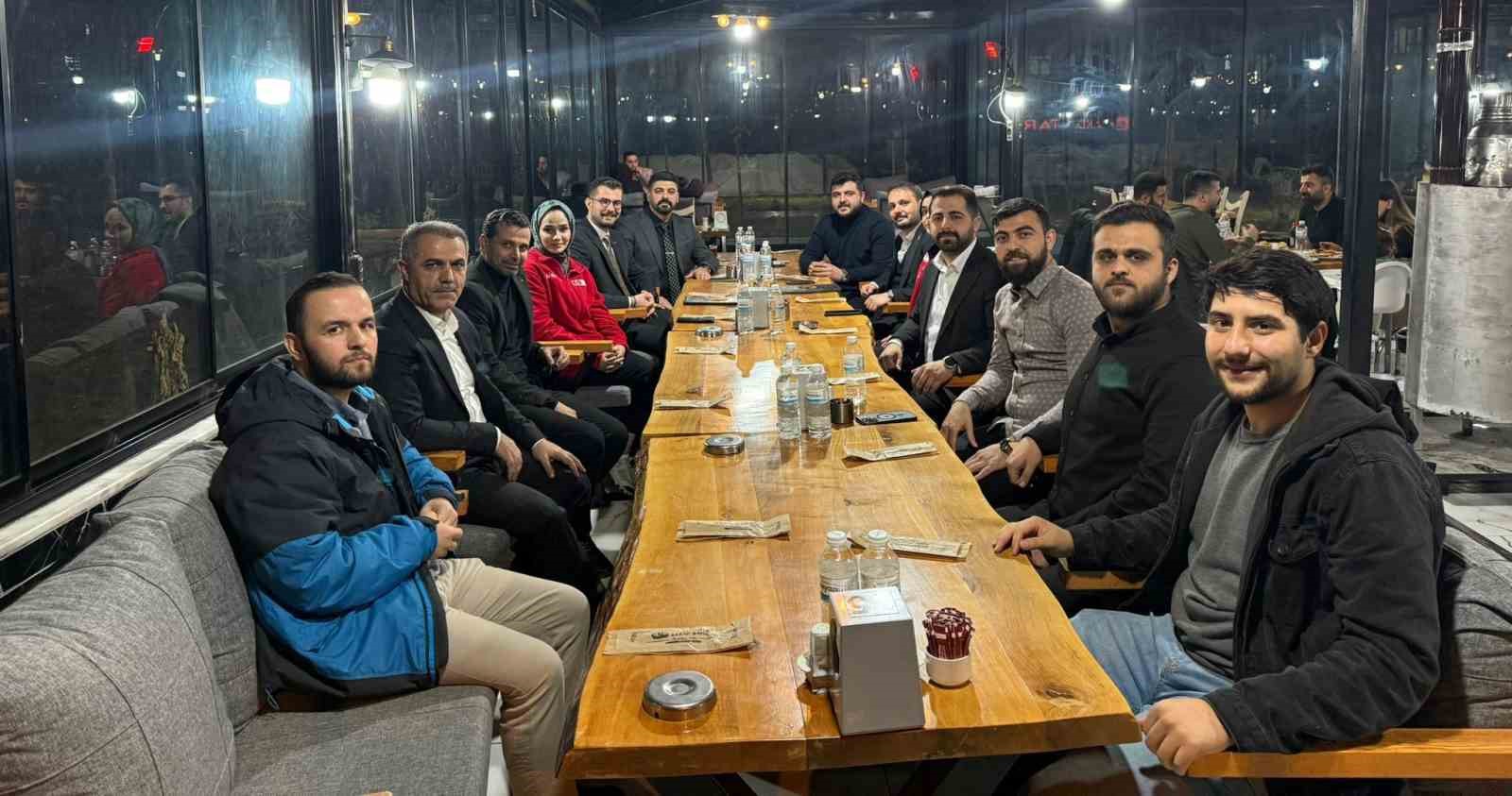 AK Parti Batman İl Başkanı Şansi, STK temsilcileriyle bir araya geldi