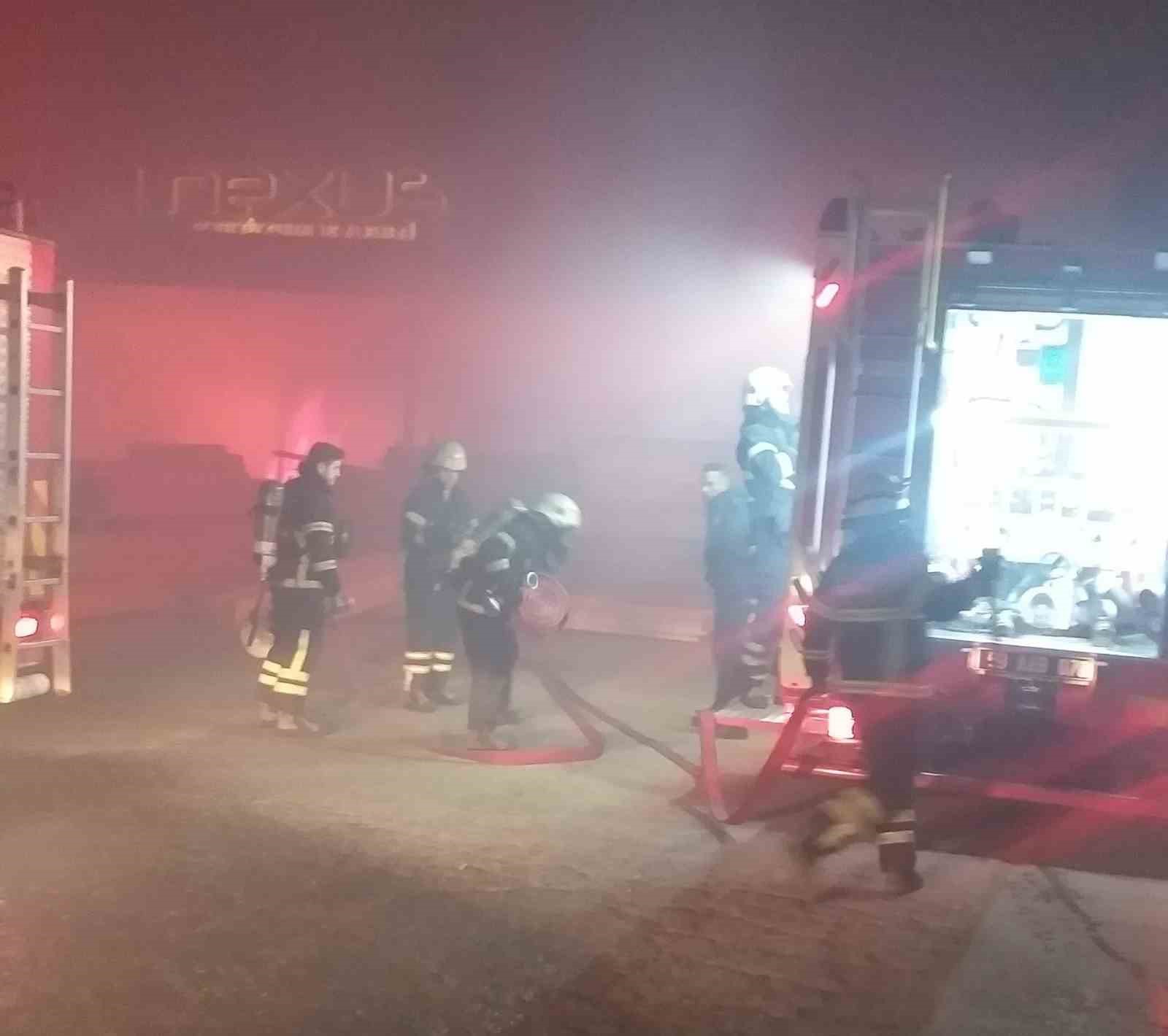 Tekirdağ’da kereste fabrikasında korkutan yangın