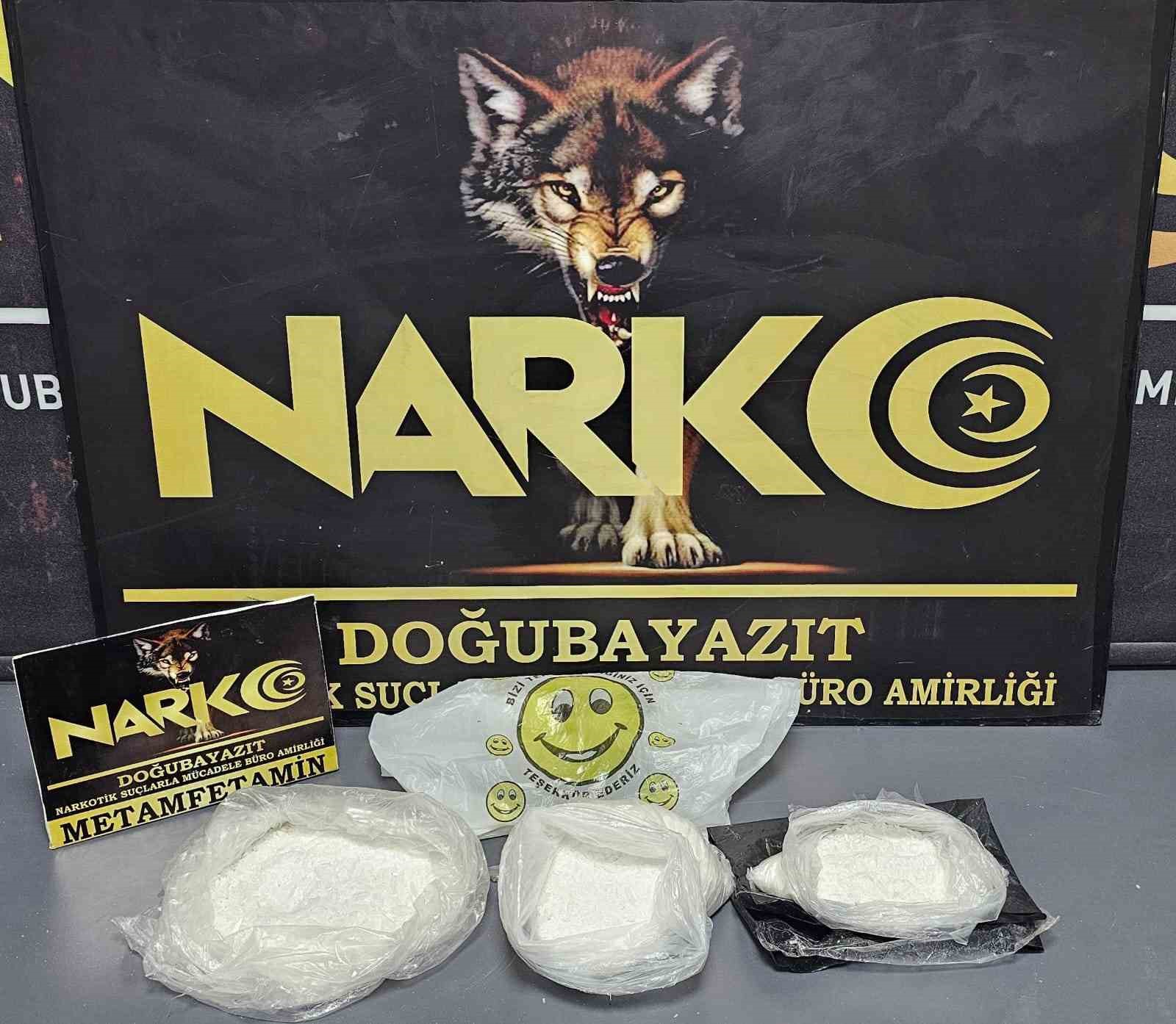 Ağrı’da tırda 1 kilo 728 gram metamfetamin ele geçirildi
