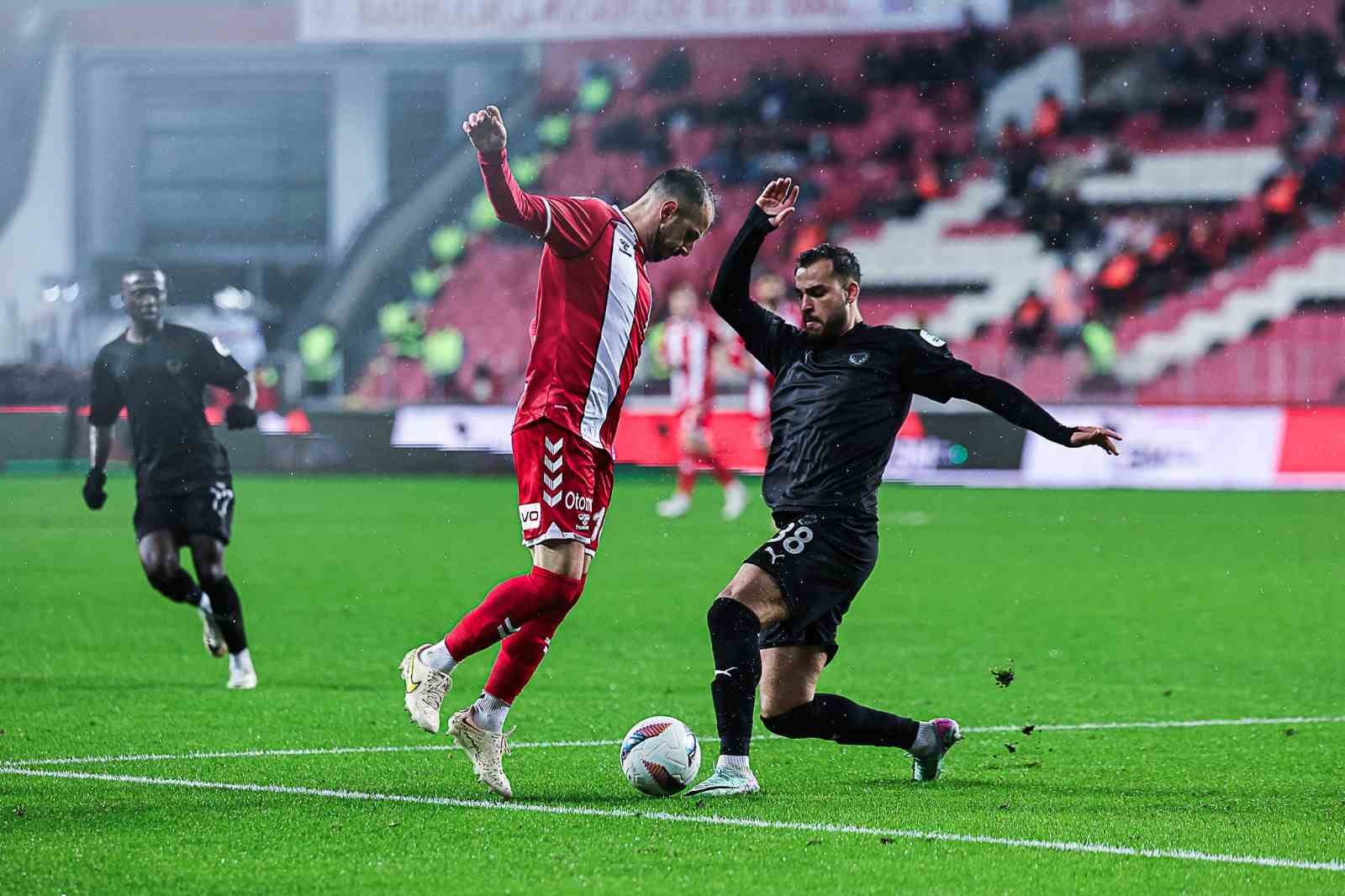 Trendyol Süper Lig: Samsunspor: 2 - Atakaş Hatayspor: 0 (Maç sonucu)
