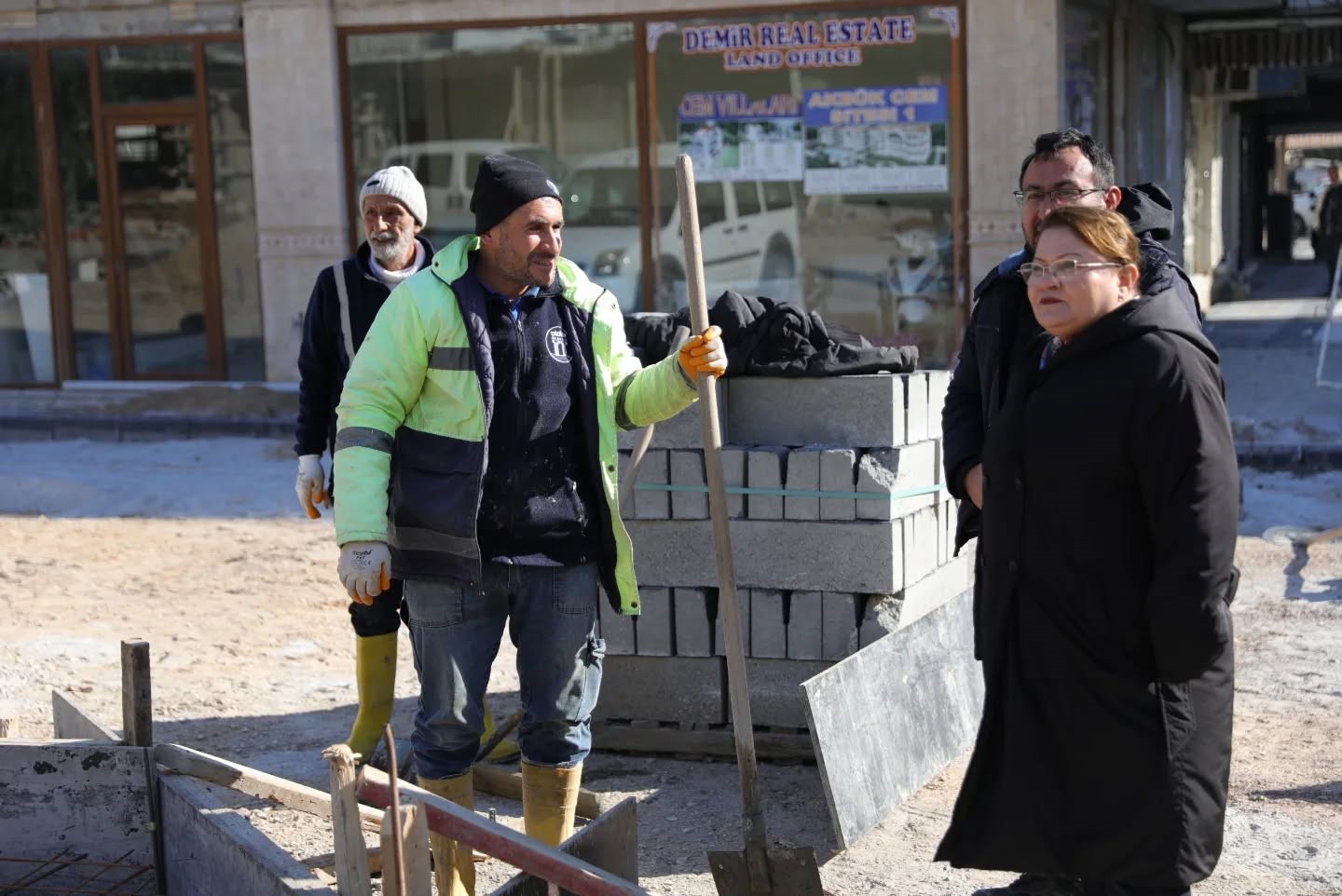 Başkan Gençay, Kent Lokantası’ndaki çalışmaları yerinde inceledi
