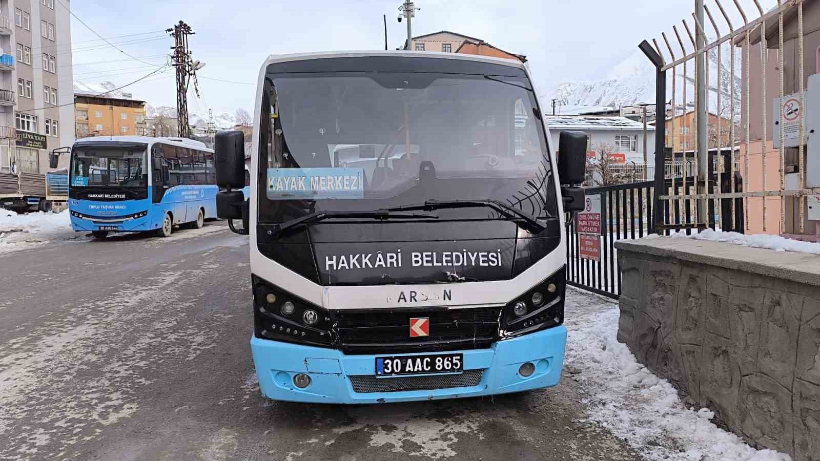Hakkari Belediyesi kayak merkezi seferlerine başladı
