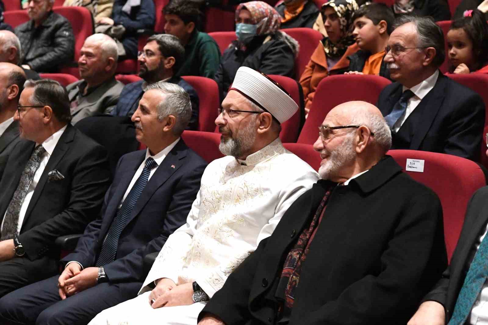 Diyanet İşleri Başkanı Erbaş: "Milletimiz 6 Şubat depremlerinde hiçbir karşılık beklemeden her türlü imkanını seferber etmiştir"
