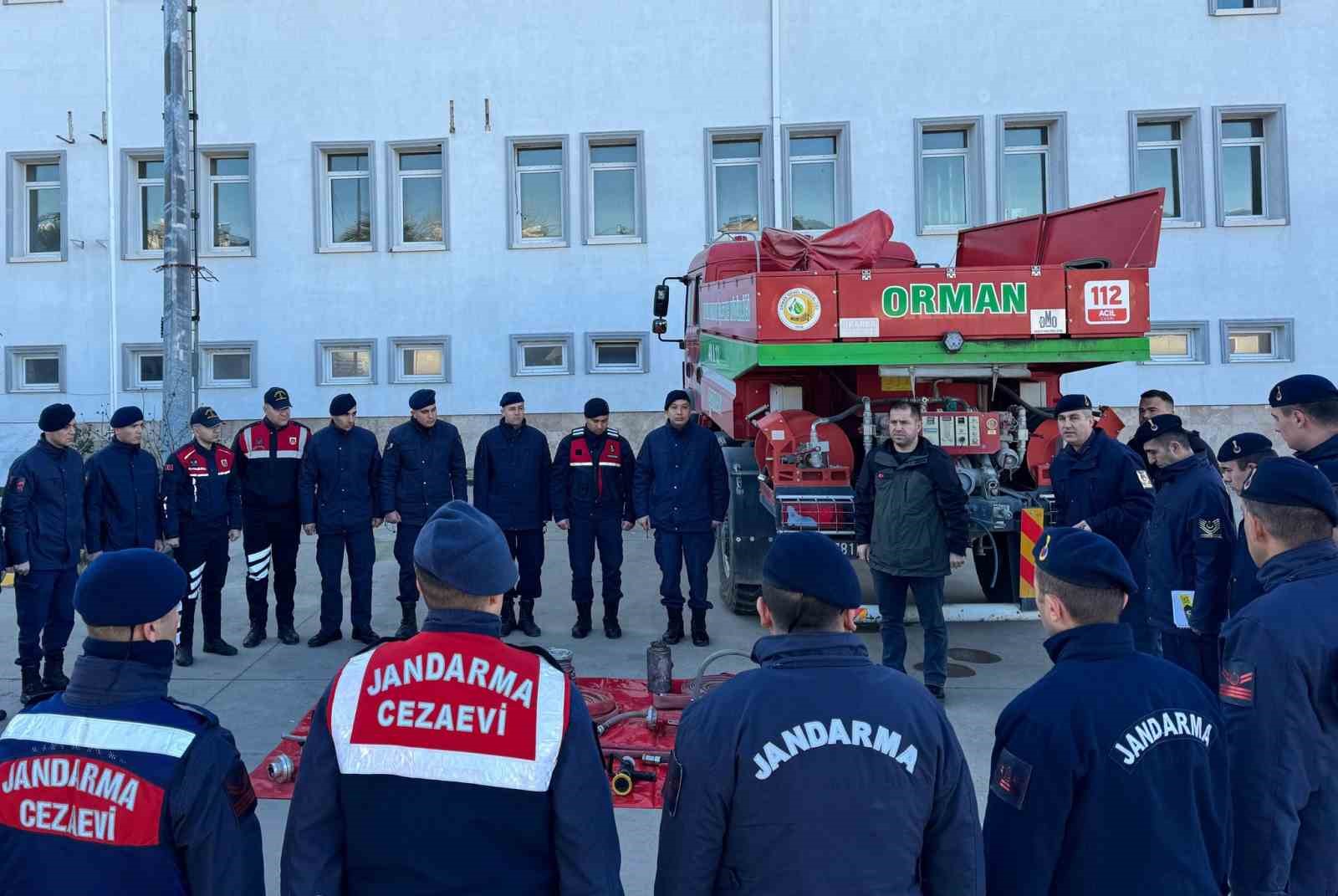 Çine’de jandarma personeline yangın önleme ve söndürme eğitimi verildi
