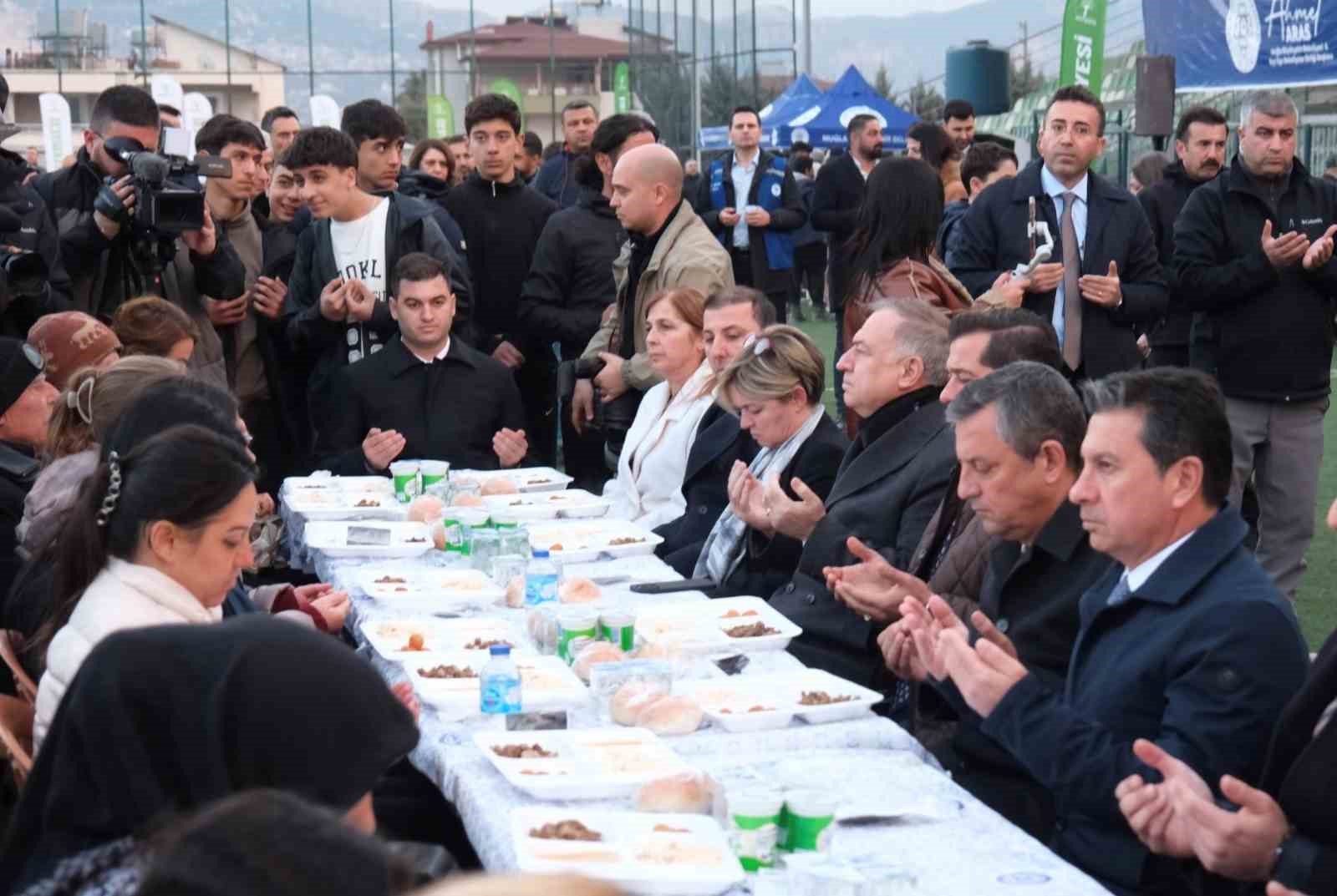 Başkan Mandalinci, büyük felaketin 2. yılında Hatay’da
