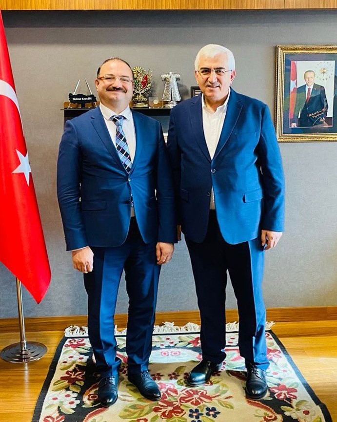 Rekt&ouml;r Hacım&uuml;ft&uuml;oğlu, kurumlar arası iş birliğini g&uuml;&ccedil;lendirmek adına bir dizi g&ouml;r&uuml;şme ger&ccedil;ekleştirdi
