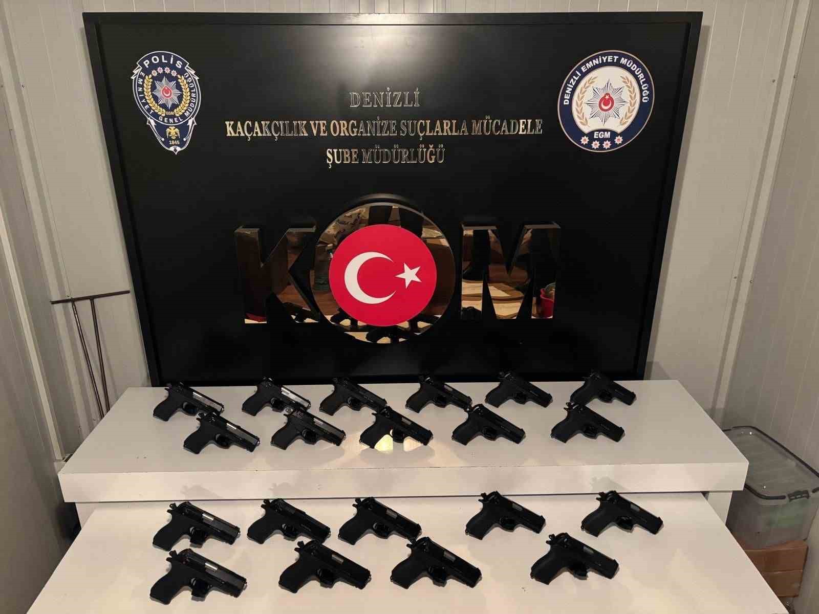 Gençlere sistematik olarak suç işleten 32 kişilik örgüt çökertildi