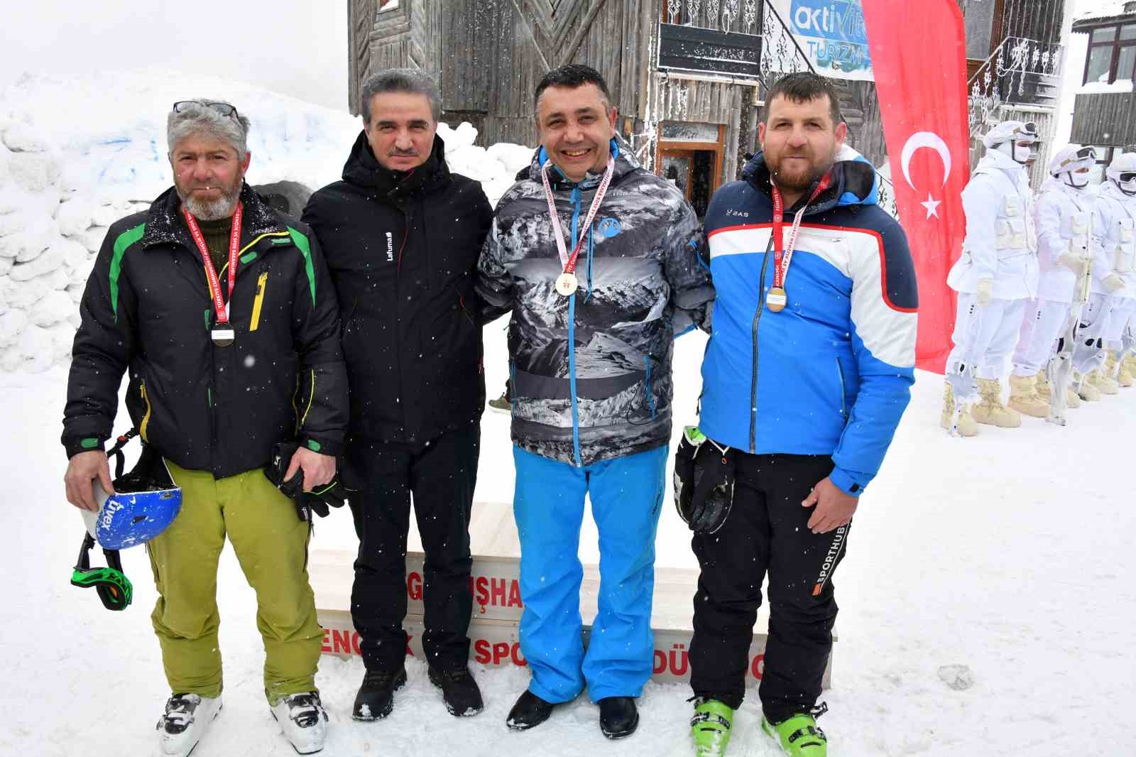 Zigana Dağı’nda 15. Kış Şenliği coşkusu
