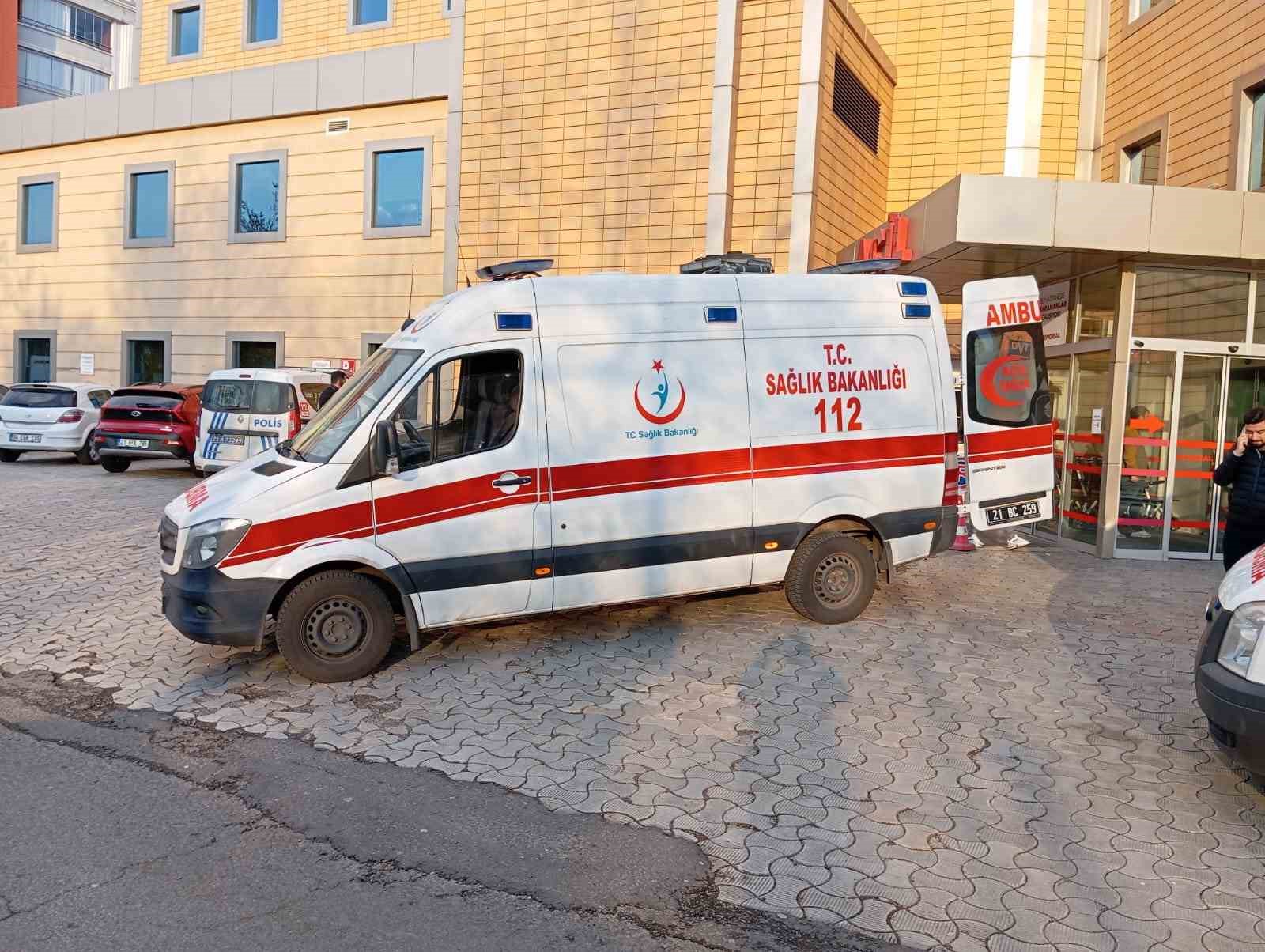 Diyarbakır’da intihar girişiminde bulunan kadın ağır yaralandı