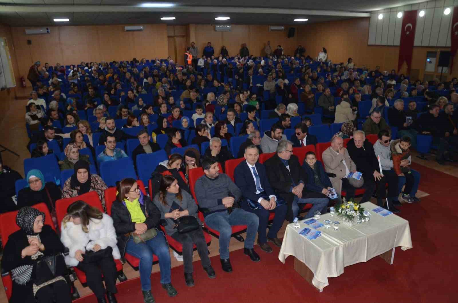 Bafra Musiki Cemiyeti Türk Sanat Müziği Korosu’ndan konser
