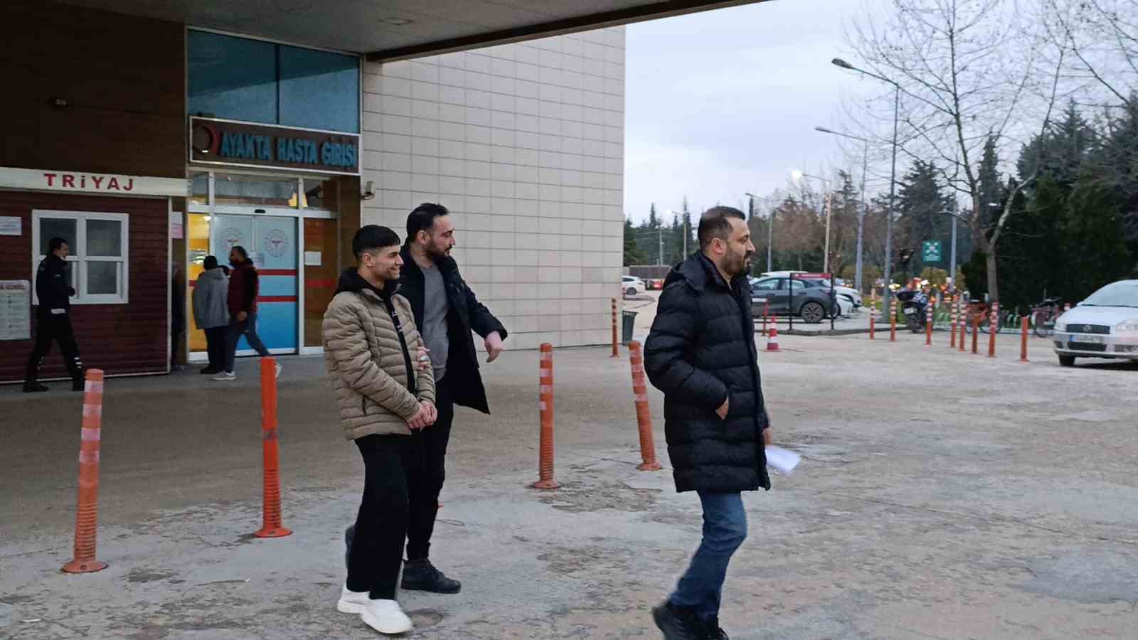 Silahlı saldırgan kahvaltı yaparken yakalandı

