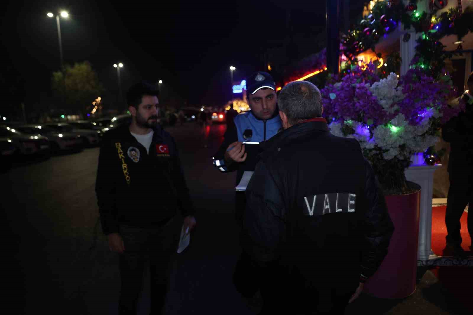 Bakırköy Belediyesi zabıta ekiplerinden işletmelere ’vale’ denetimi
