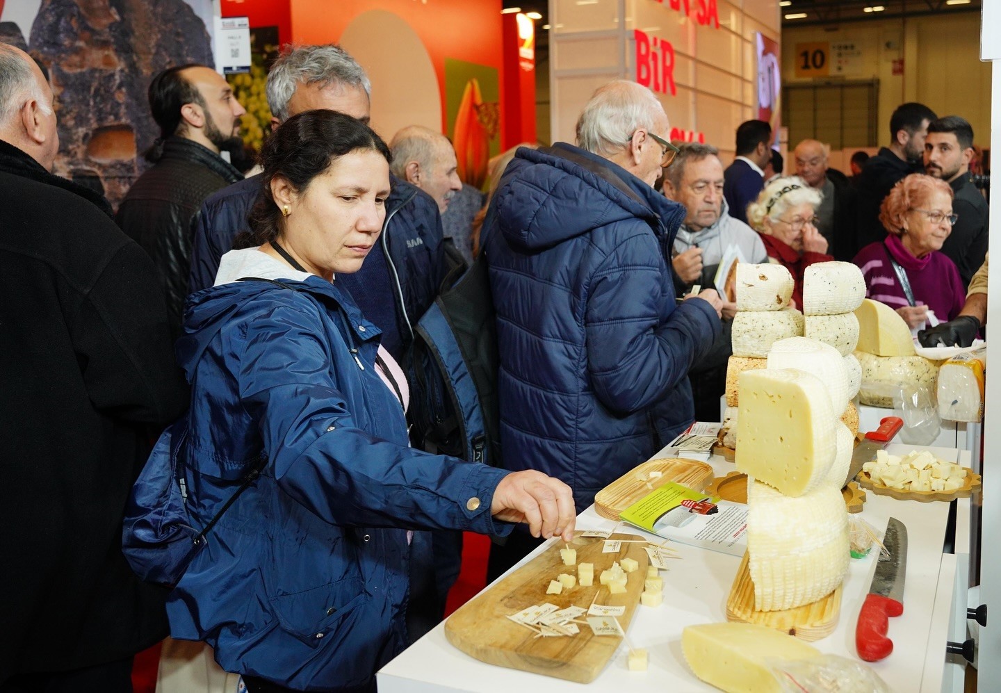 Ayvalık standı EMİTT Fuar’ının ilgi odağı oldu
