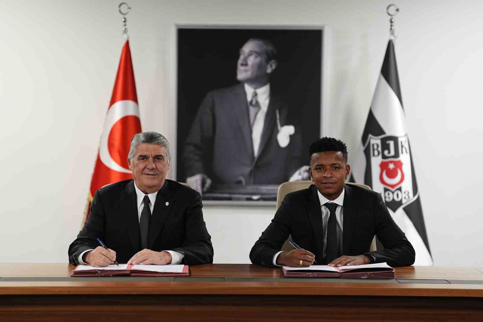 Beşiktaş, Keny Arroyo ile sözleşme imzaladı