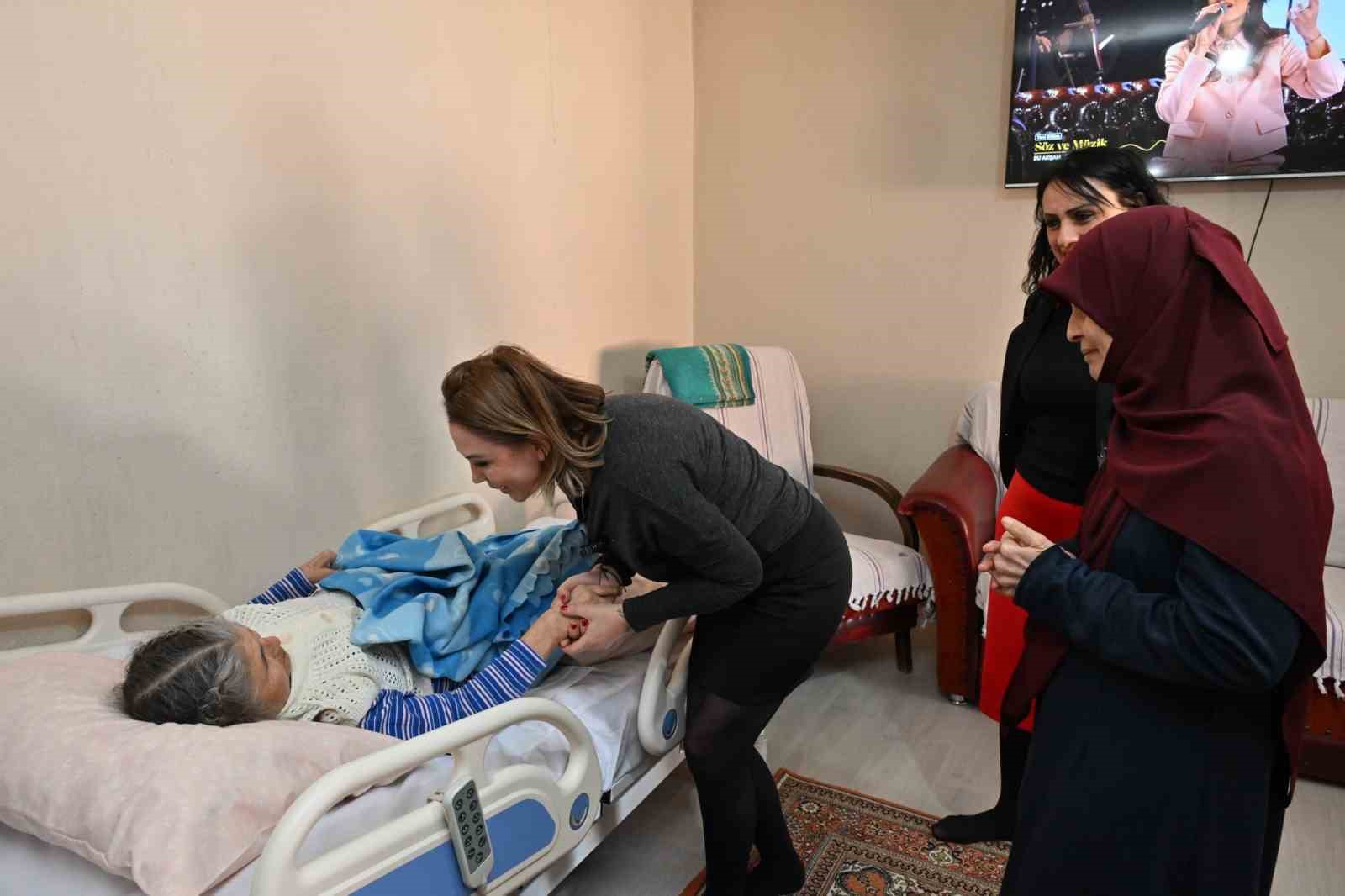 Büyükşehirin evde bakım hizmeti devam ediyor