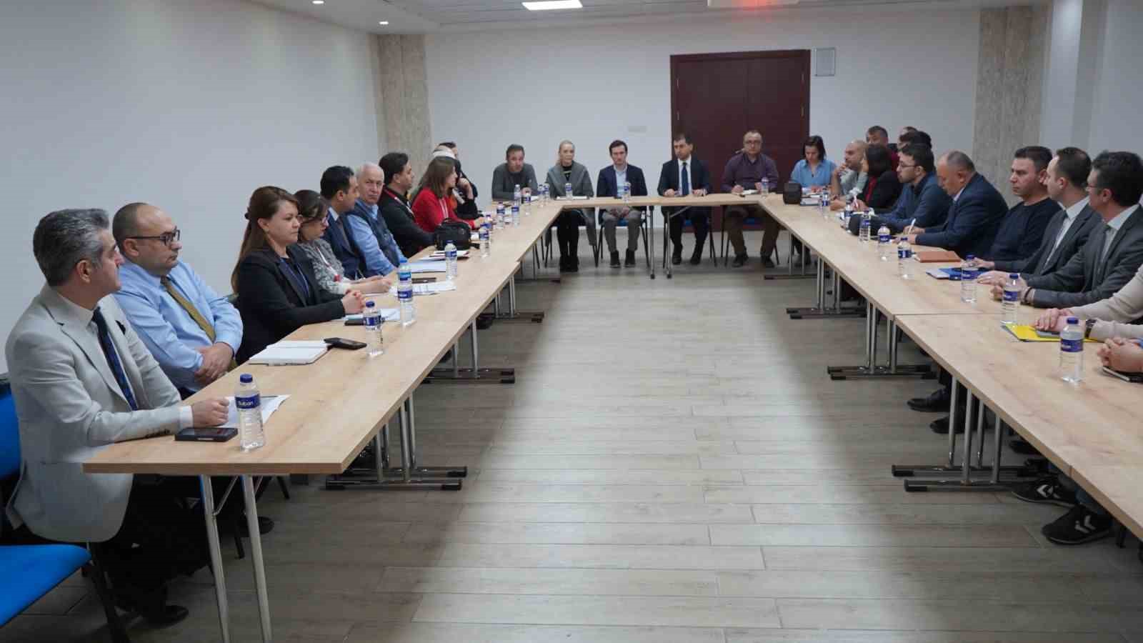 Bilecik&rsquo;te &lsquo;2025 Sağlıklı T&uuml;rkiye Y&uuml;zyılı&rsquo; toplantısı d&uuml;zenlendi
