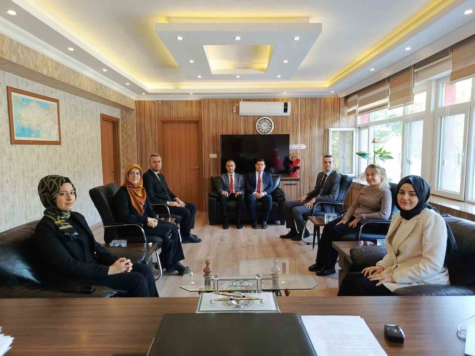 Kaymakam Kılıç cezaevi müdürüyle bir araya geldi