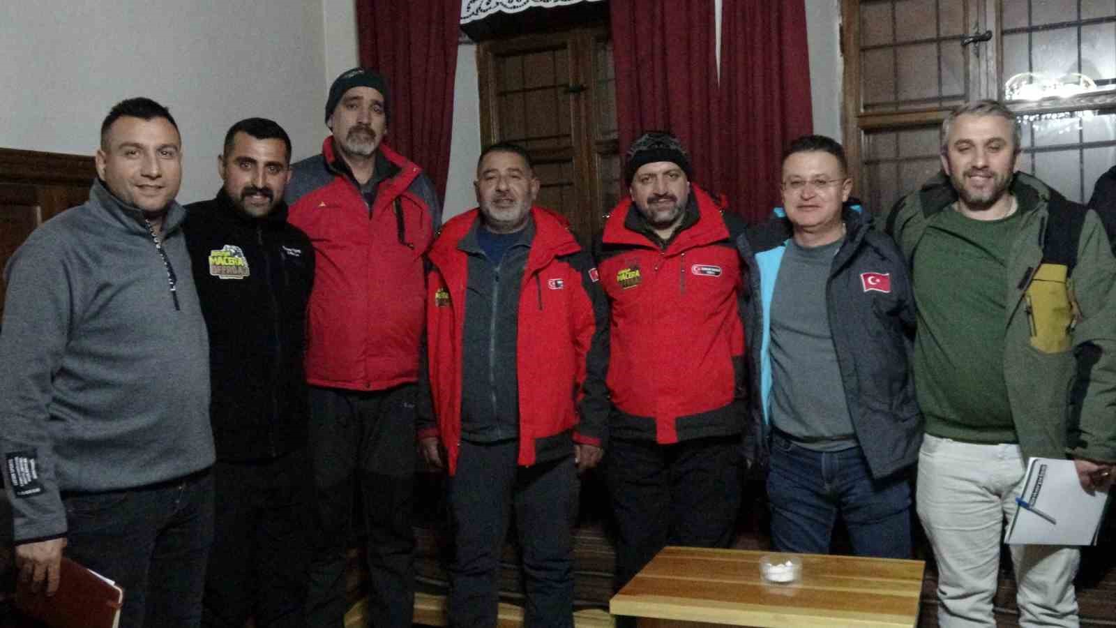 Macera Offroad &uuml;yeleri tarihi konakta toplandı
