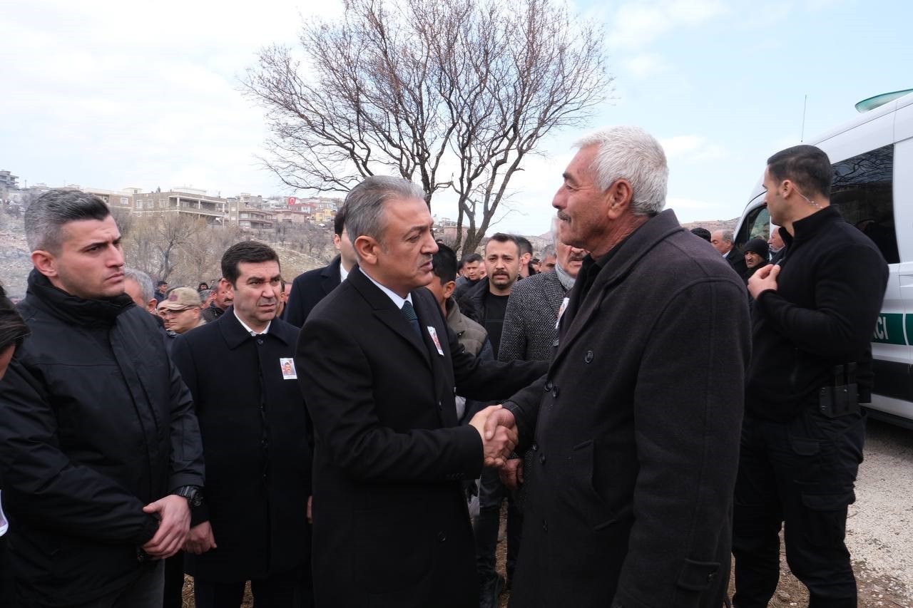 Kuzey Irak&rsquo;ta kalp krizi ge&ccedil;iren g&uuml;venlik korucusu son yolculuğuna uğurlandı
