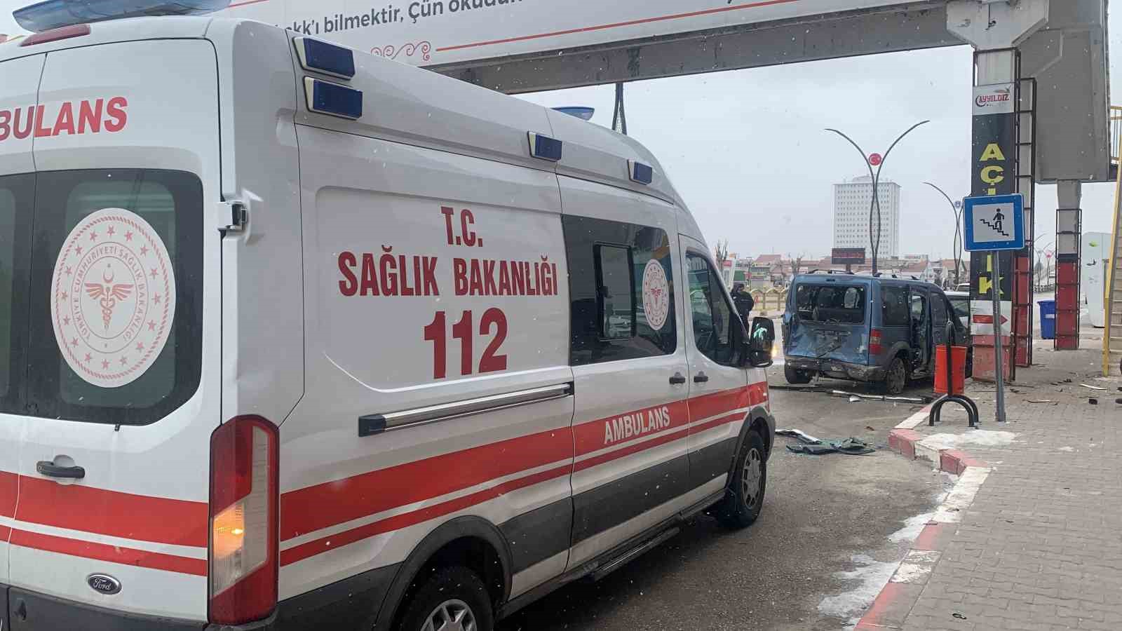 Karaman&rsquo;da gizli buzlanma kazaya yol a&ccedil;tı: 1 yaralı
