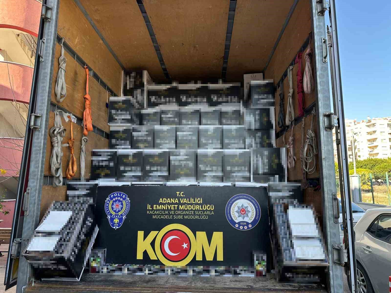 Adana’da 3 milyon gümrük kaçağı makaron ele geçirildi