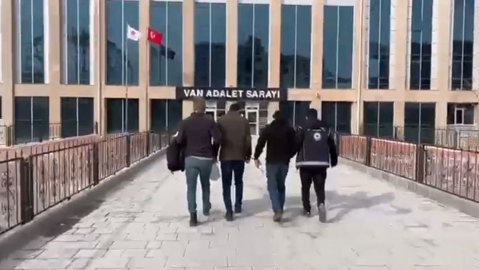 Van&rsquo;da 5 organizat&ouml;r tutuklandı
