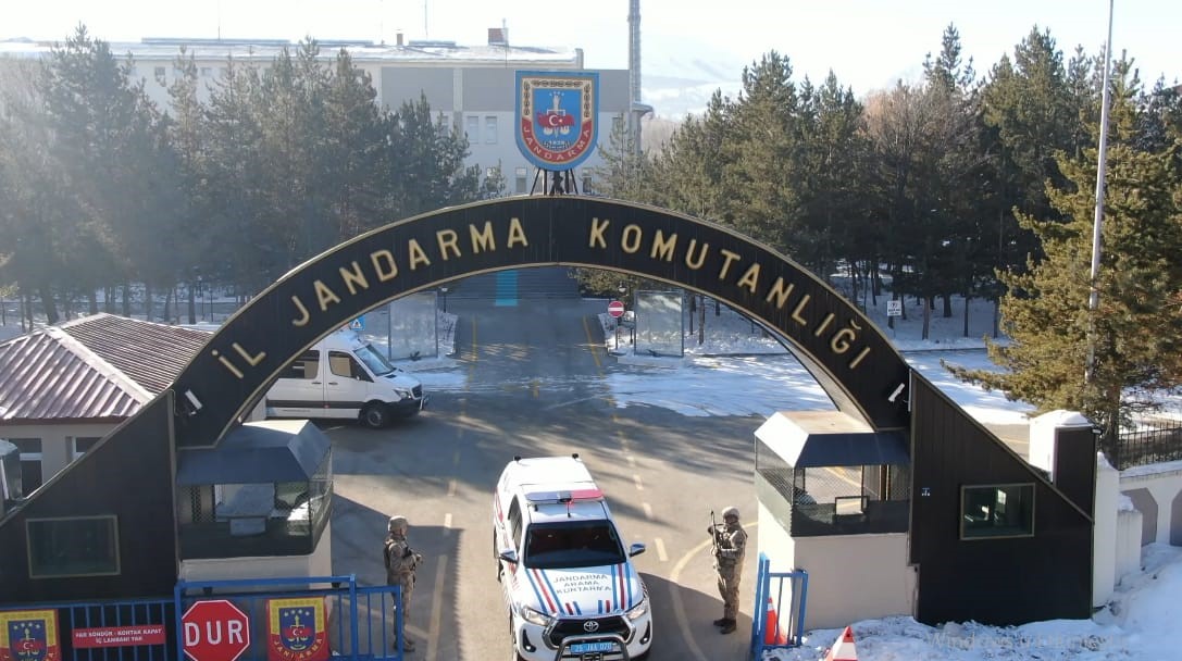 Jandarma’dan siber operasyon