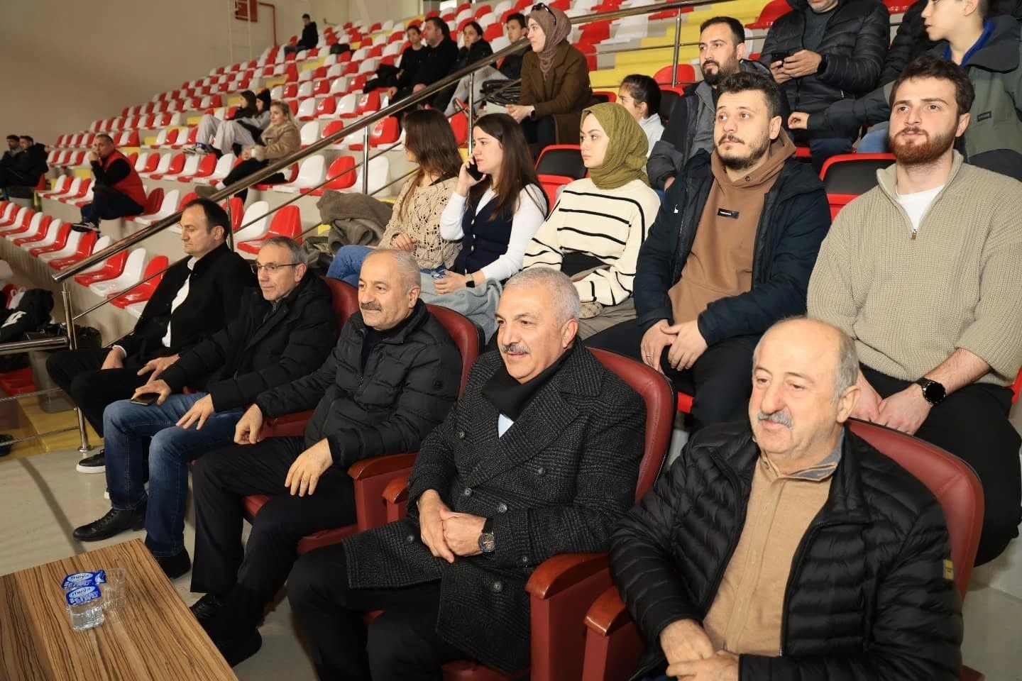 Gebze Voleybol Takımı rakibini 3-0 mağlup etti
