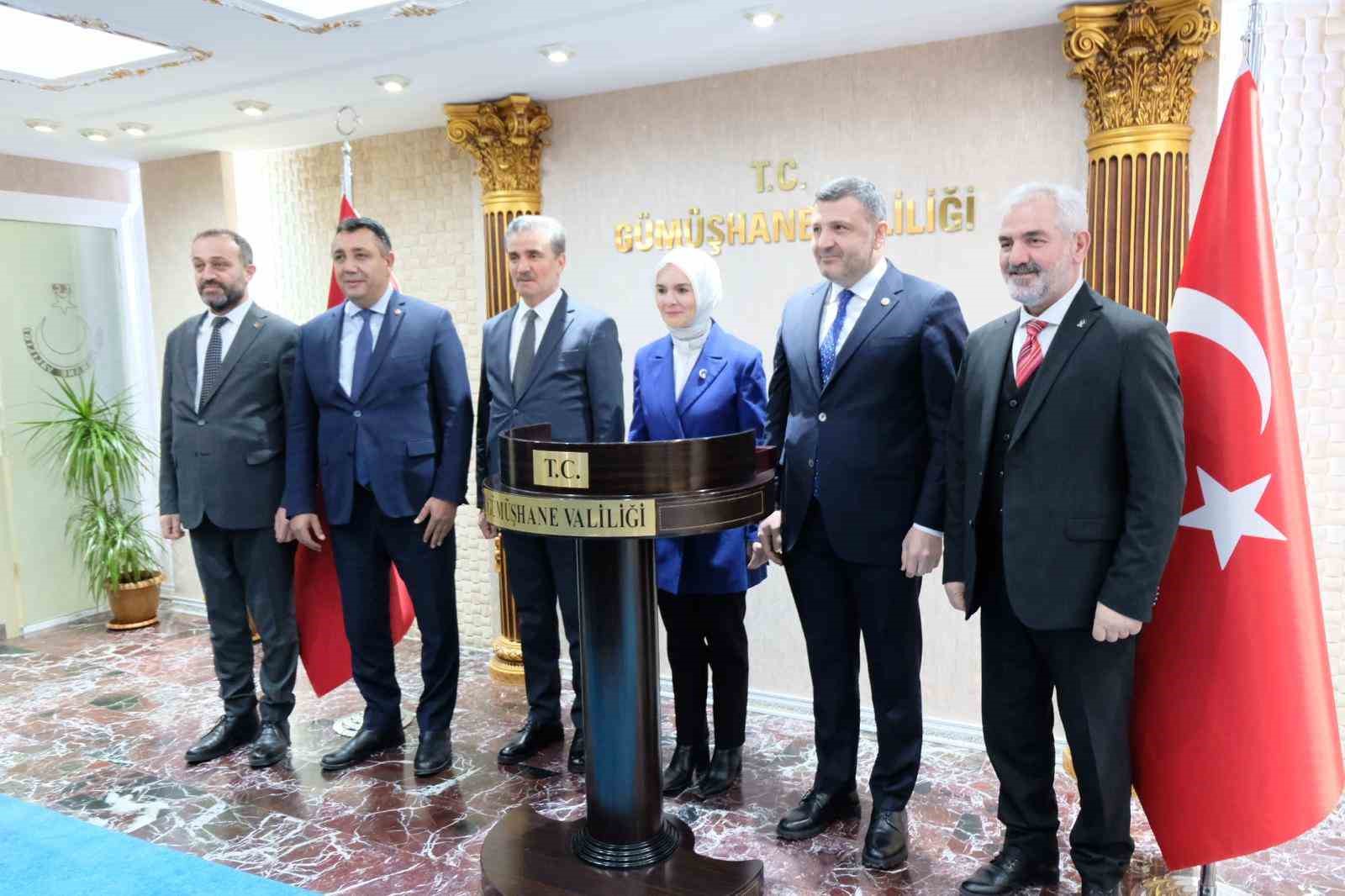 Bakan Mahinur Özdemir Göktaş Gümüşhane’de ziyaretlerde bulundu