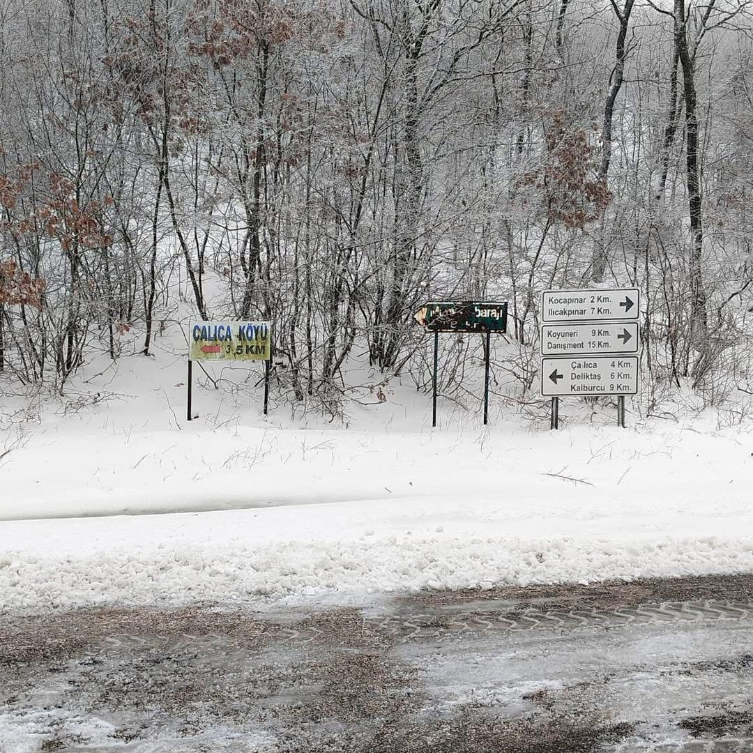 G&ouml;nen&rsquo;de karla m&uuml;cadele &ccedil;alışmaları s&uuml;r&uuml;yor
