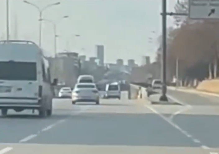 Gaziantep&rsquo;te makas atan s&uuml;r&uuml;c&uuml;ler trafiği tehlikeye soktu
