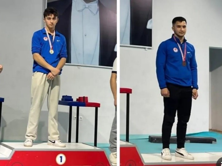 Tavşanlı Atatürk Lisesi’nden Bilek Güreşi Şampiyonasında gurur verici başarı