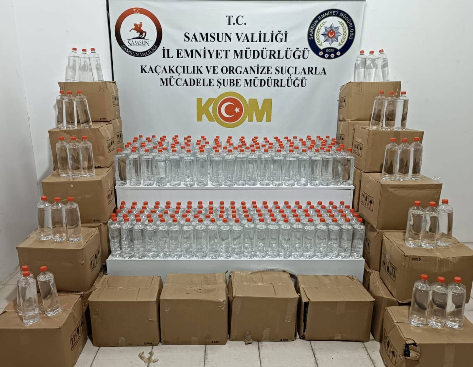 Ev taşıma süsüyle kaçak alkol sevkiyatı