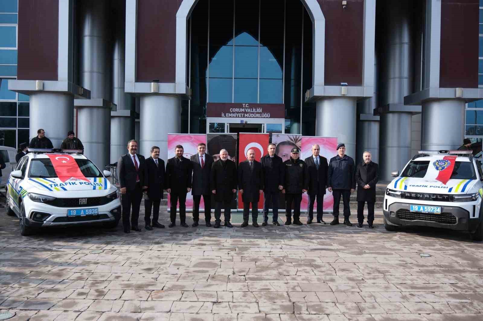 Çorum İl Emniyet Müdürlüğü’ne tahsis edilen 21 araç dualarla teslim edildi
