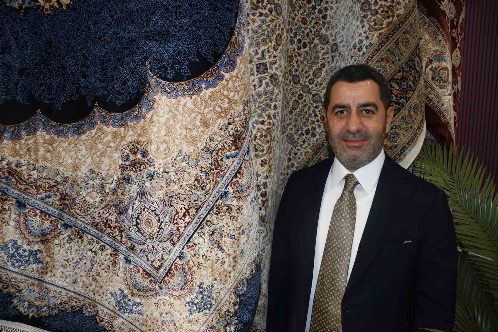 Ak Parti Gaziantep Milletvekili Bozgeyik, halı &uuml;reticileriyle bir araya geldi
