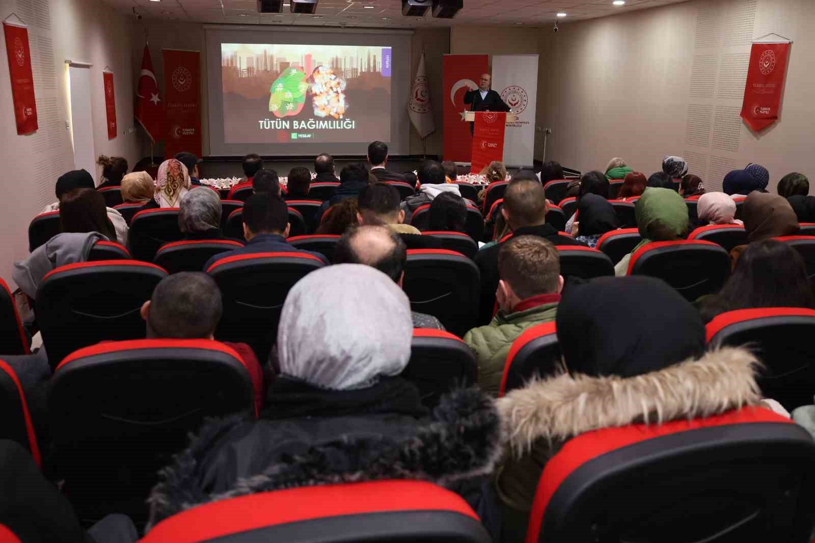 &lsquo;Aile S&ouml;yleşileri&rsquo; programında ailenin &ouml;nemi vurgulandı
