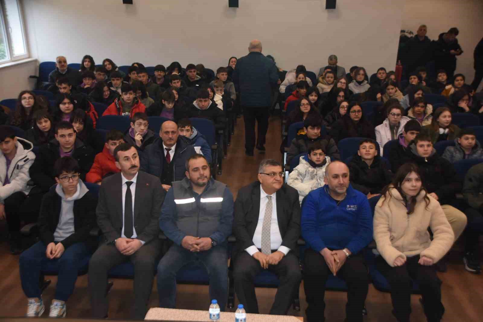 Sinop’ta öğrenciler ustalarla buluştu