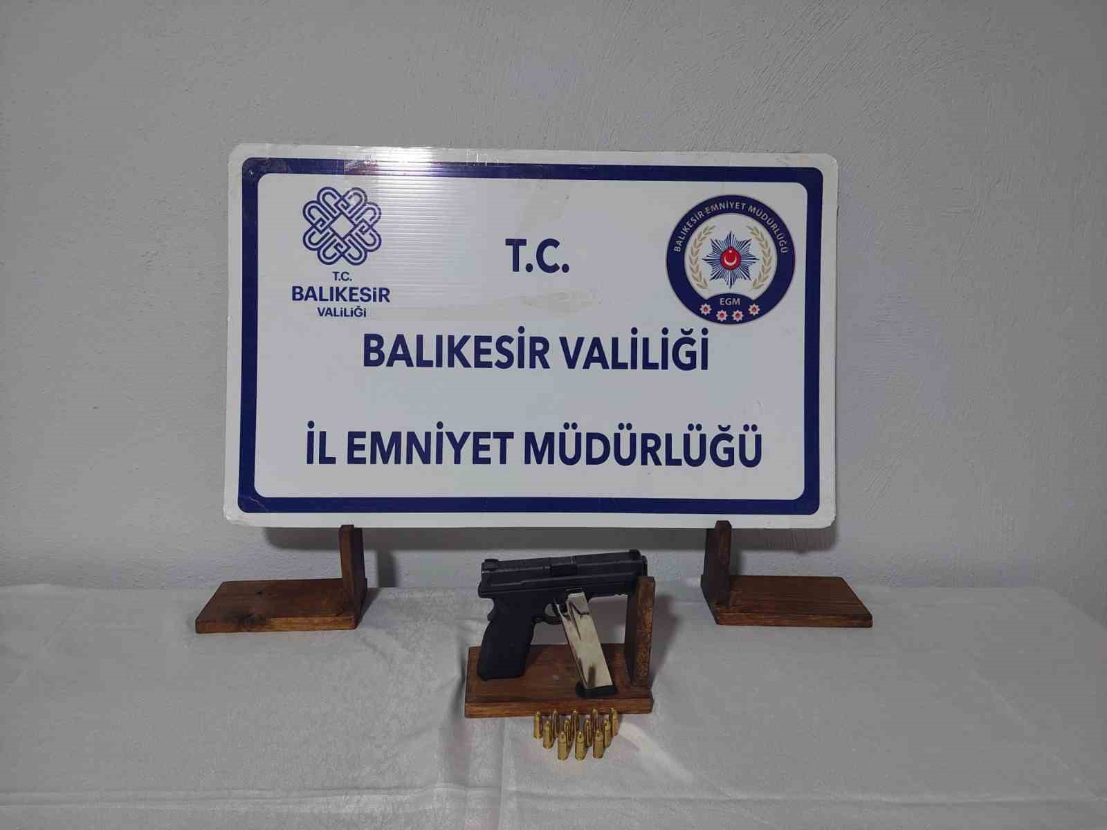 Gönen’de ruhsatsız silah operasyonu: Bir kişi yakalandı