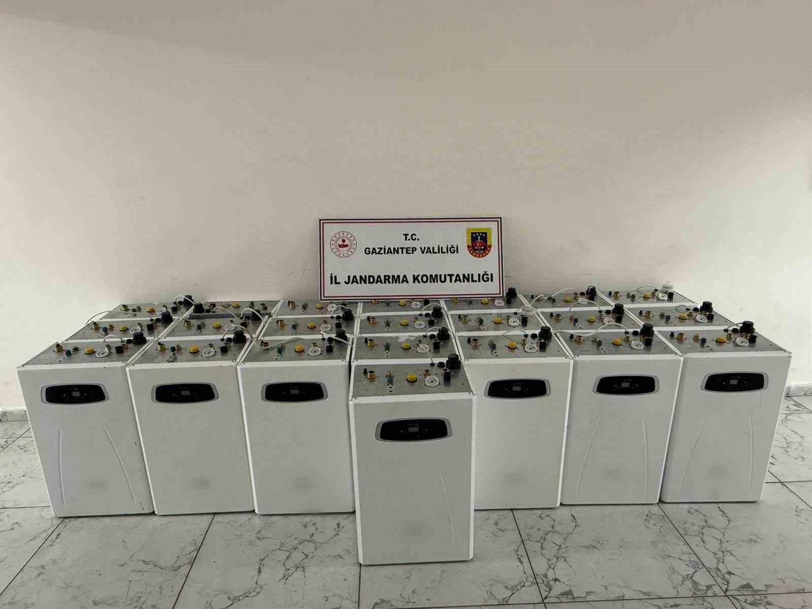 Gaziantep’te hırsızlık şüphelisi 3 şahıs tutuklandı