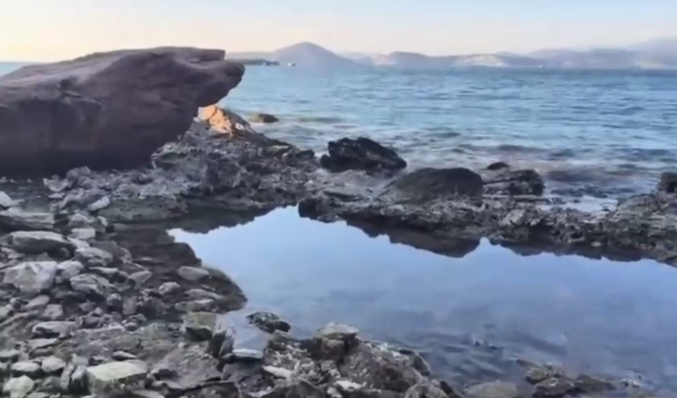 Milas Boğaziçi’nde deniz suyu çekildi
