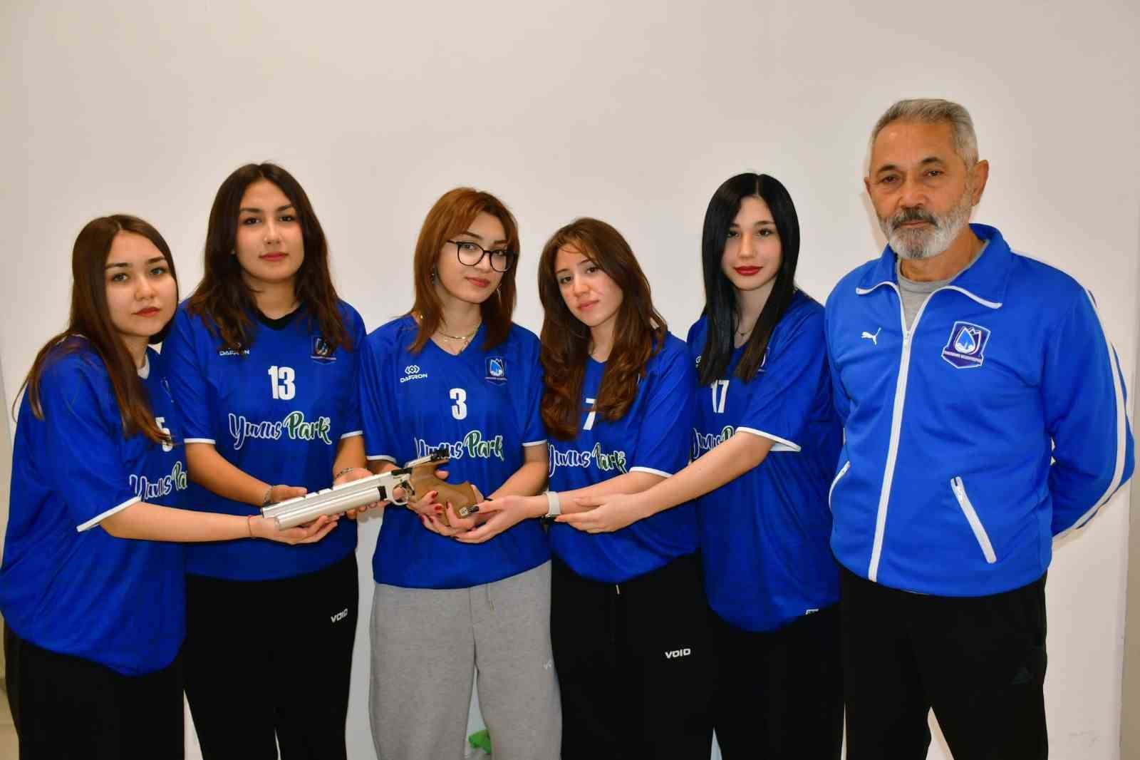 Yunusemre Belediyespor atıcılık branşı açtı